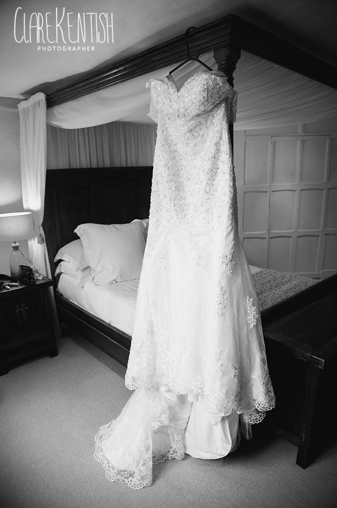 Rayleigh_Essex_Wedding_Photographer_Maison_Le_Talbooth_Dedham02