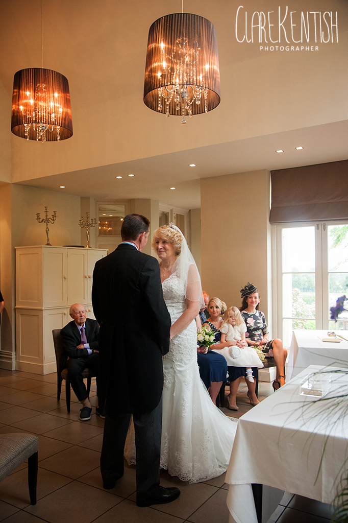 Rayleigh_Essex_Wedding_Photographer_Maison_Le_Talbooth_Dedham08