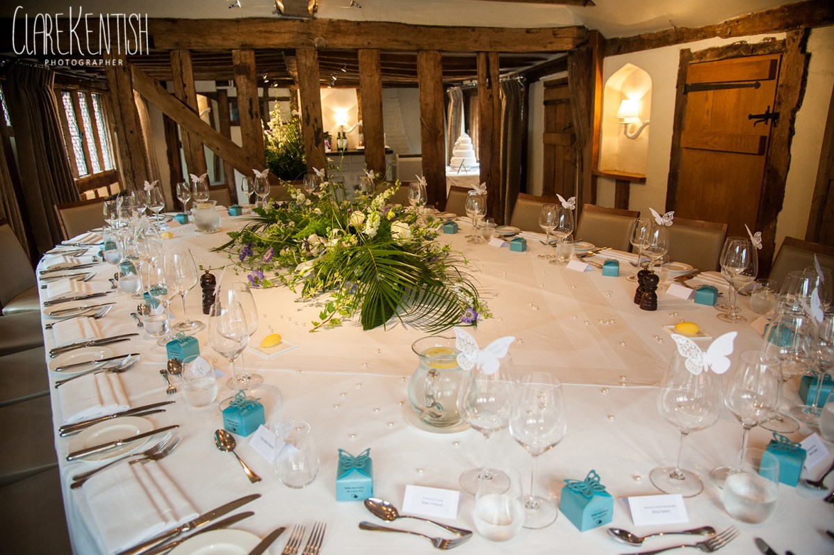 Rayleigh_Essex_Wedding_Photographer_Maison_Le_Talbooth_Dedham17