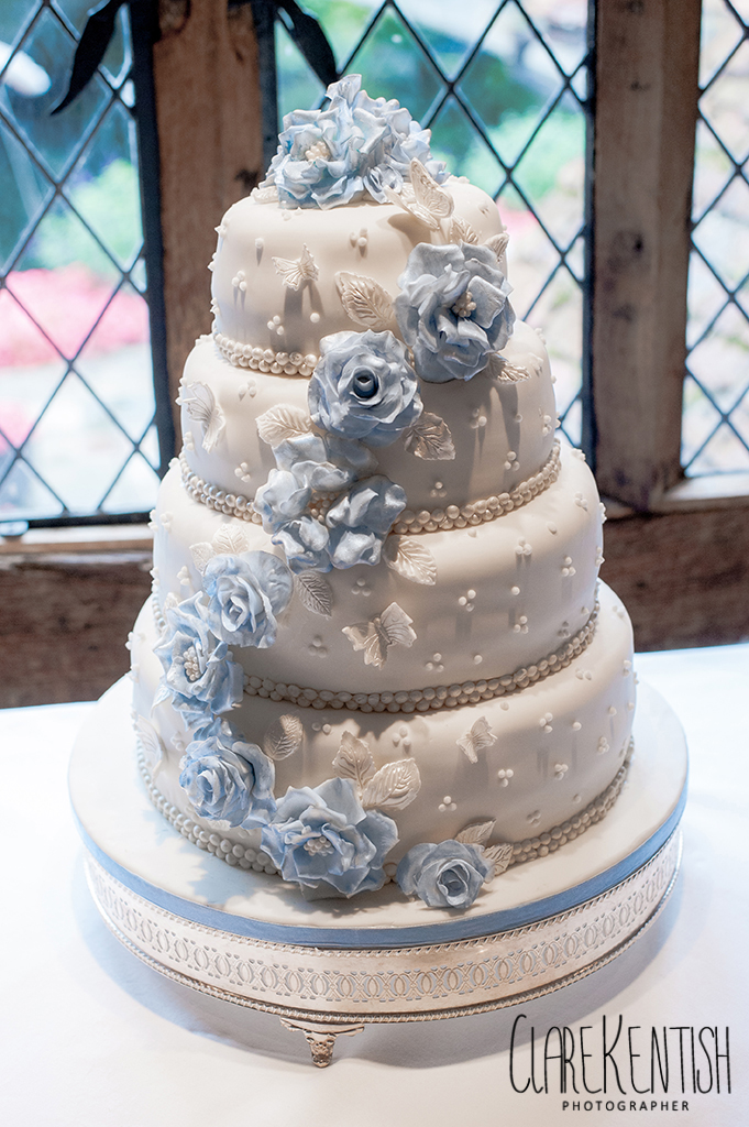 Rayleigh_Essex_Wedding_Photographer_Maison_Le_Talbooth_Dedham18