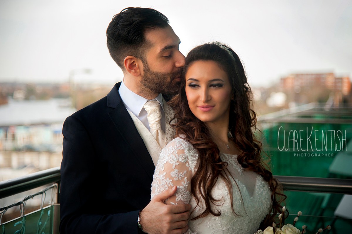 Clare_Kentish_Photographer_Rayleigh_Essex_Wedding_Photography_Kingston_13