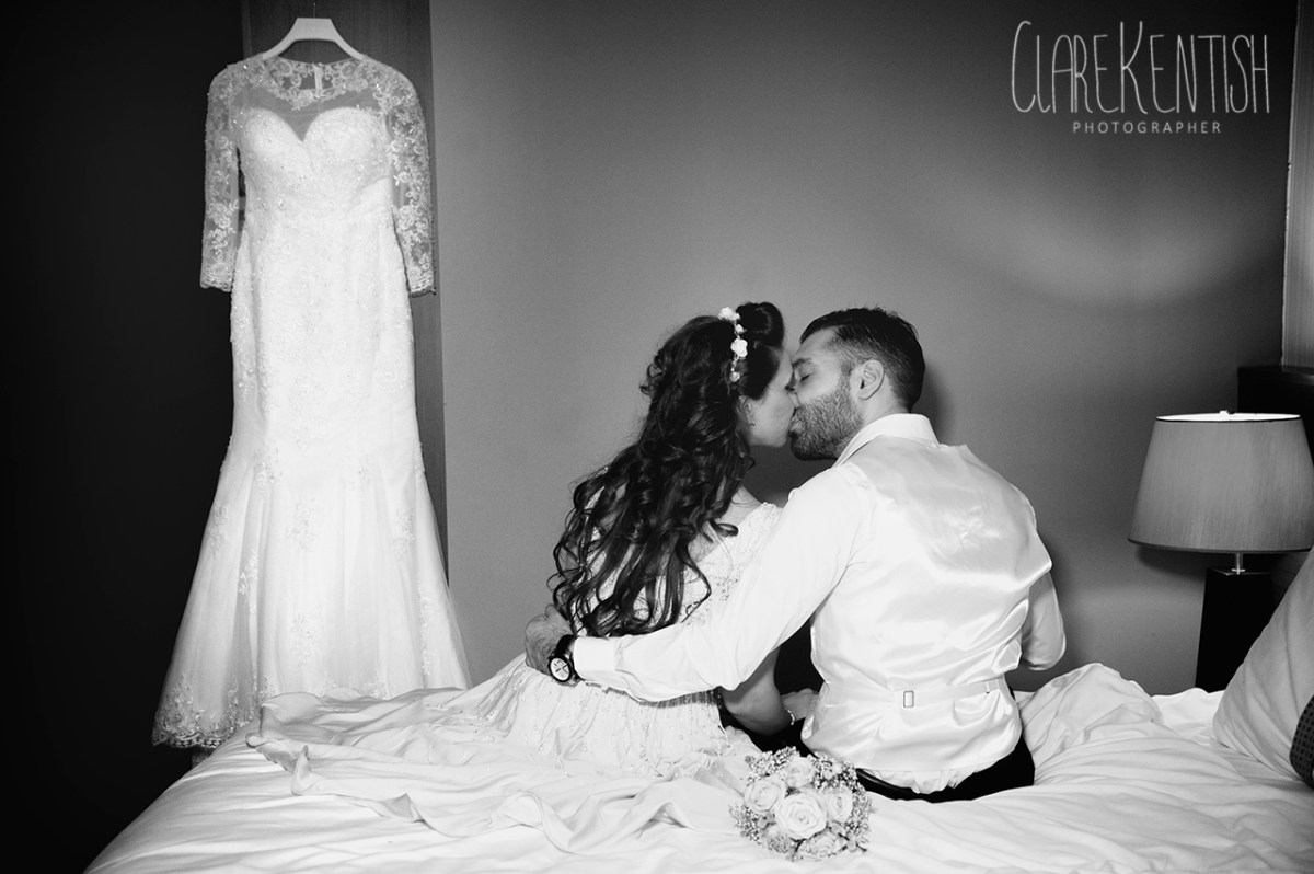 Clare_Kentish_Photographer_Rayleigh_Essex_Wedding_Photography_Kingston_28